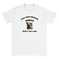 Vit t-shirt med kattmeme och texten "I Will Keep Forgiving People Until I Buy a Gun"